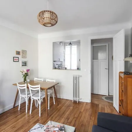 Cute Flat For 3P In The Heart Of The 11Th District Apartment